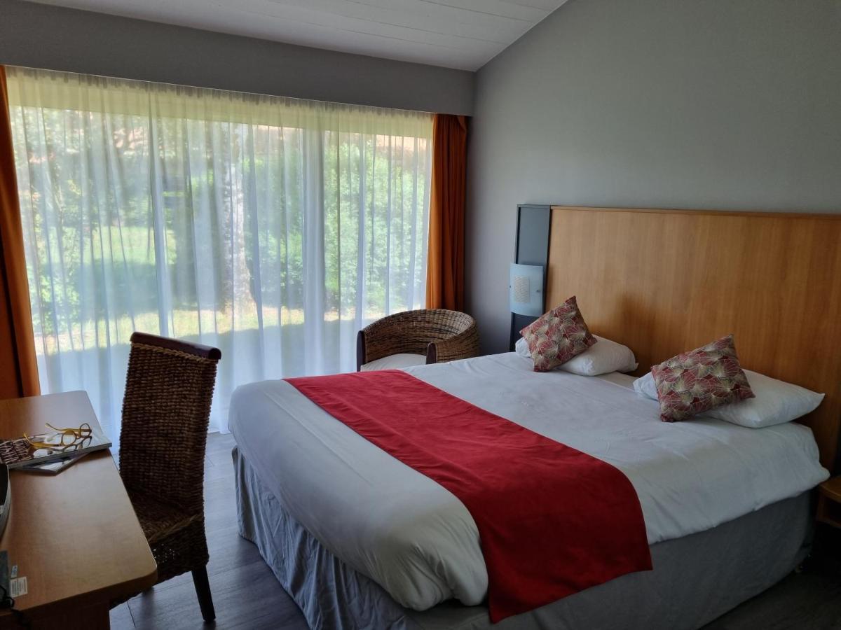 Kyriad Angouleme Nord Champniers- Hotel & Residence מראה חיצוני תמונה